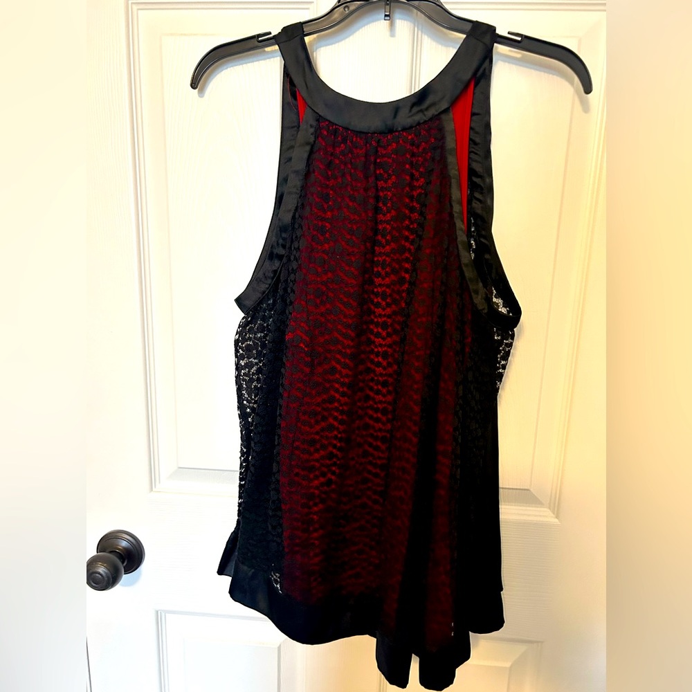 Nicole by Nicole Miller Black Floral Lace Red Lined Sleeveless Halter Tie Top